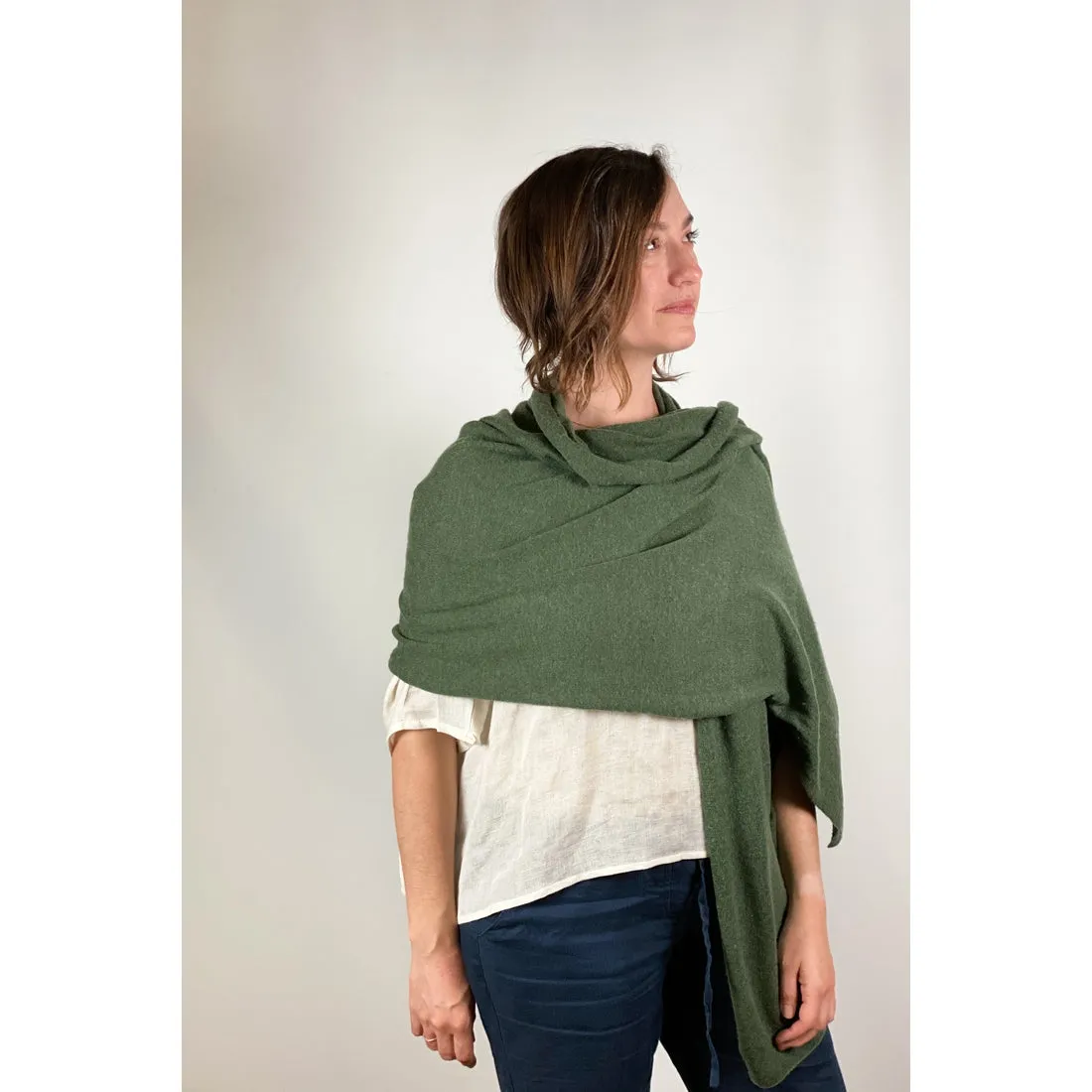 100% cashmere wraps