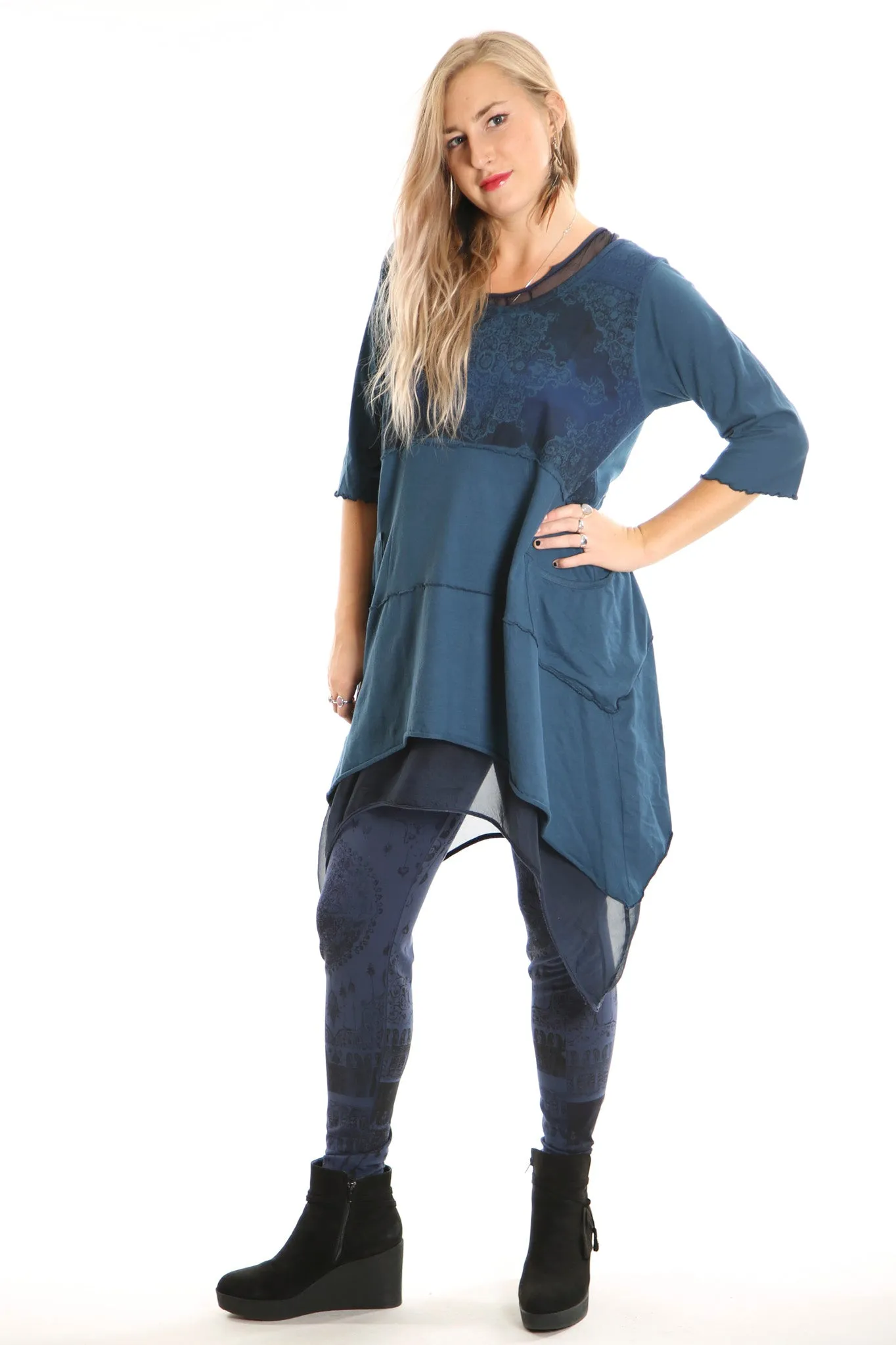 2222 Vector Tunic New Verona-Printed