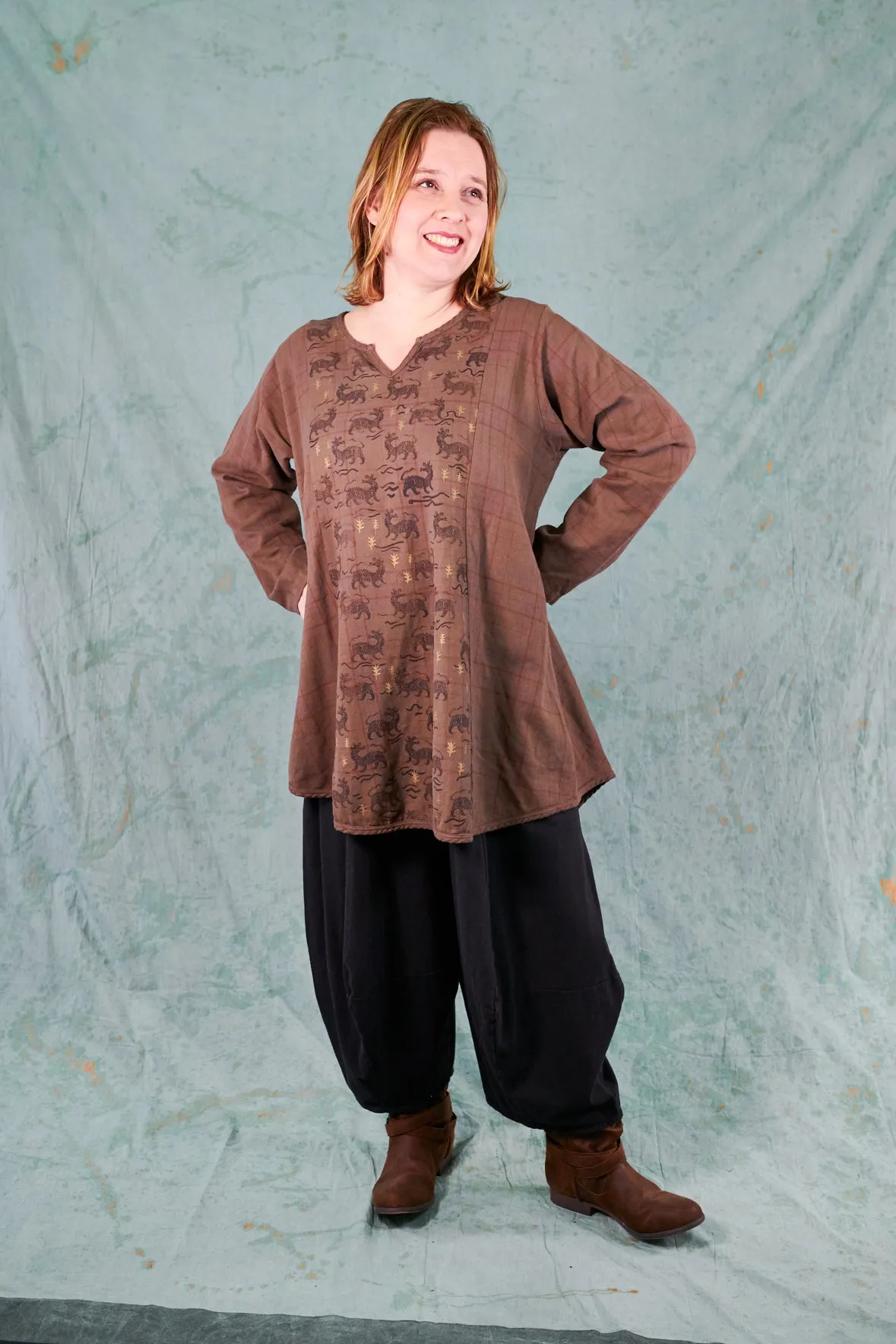 2288 Caravan Camp Tunic-Sparrow -Tigers