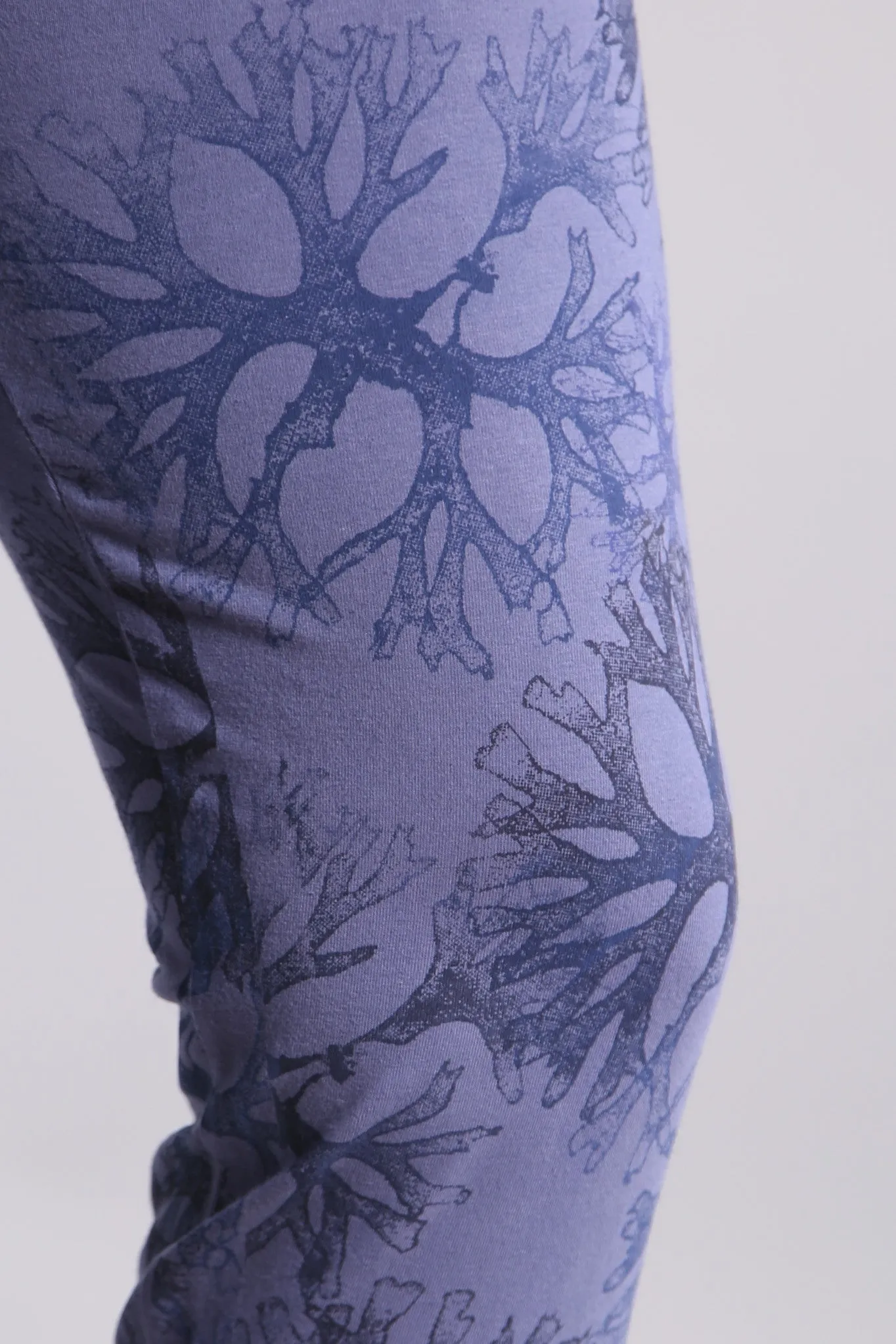3136 Lightweight Legging Deep Periwinkle-P