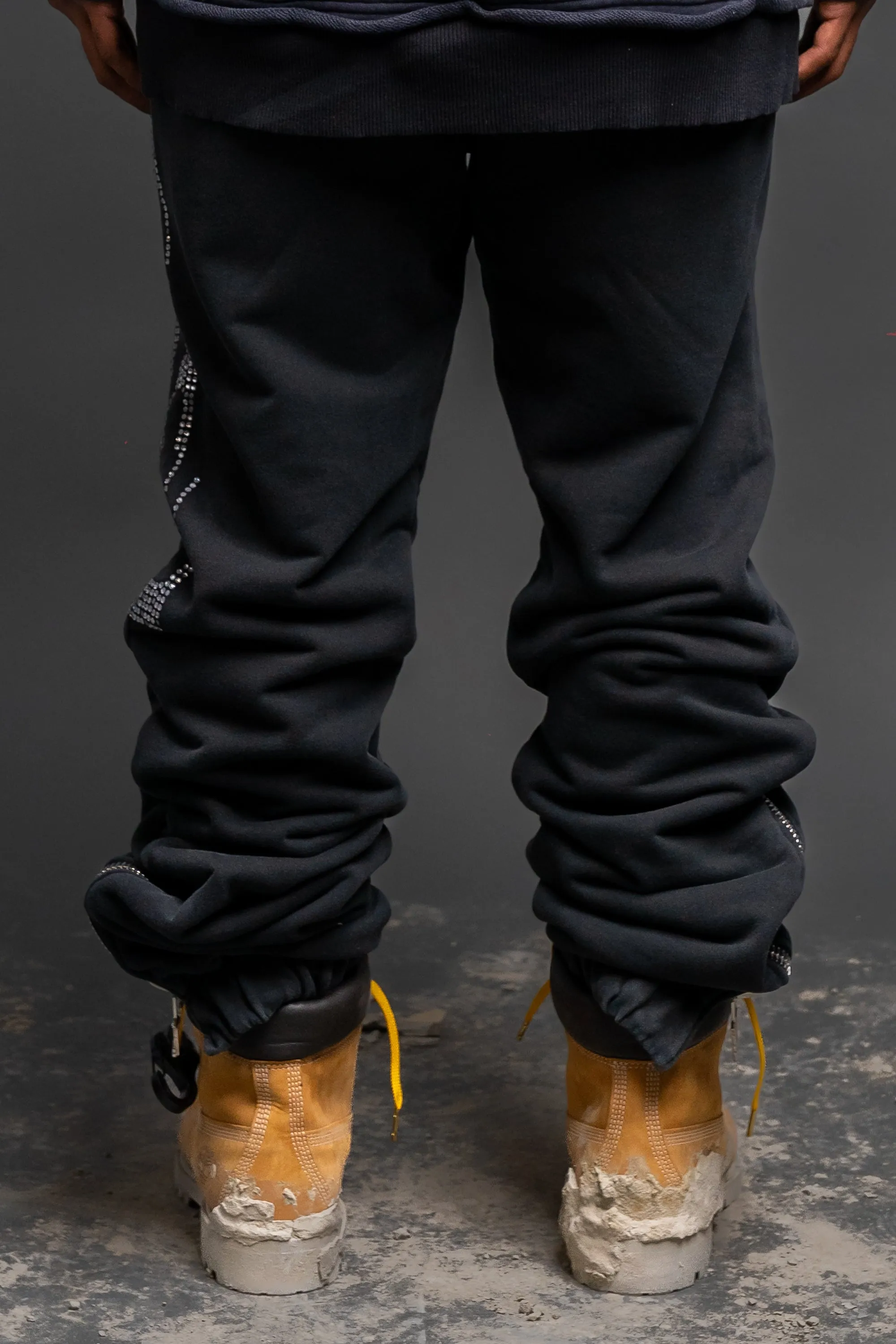 401 V Sweatpant