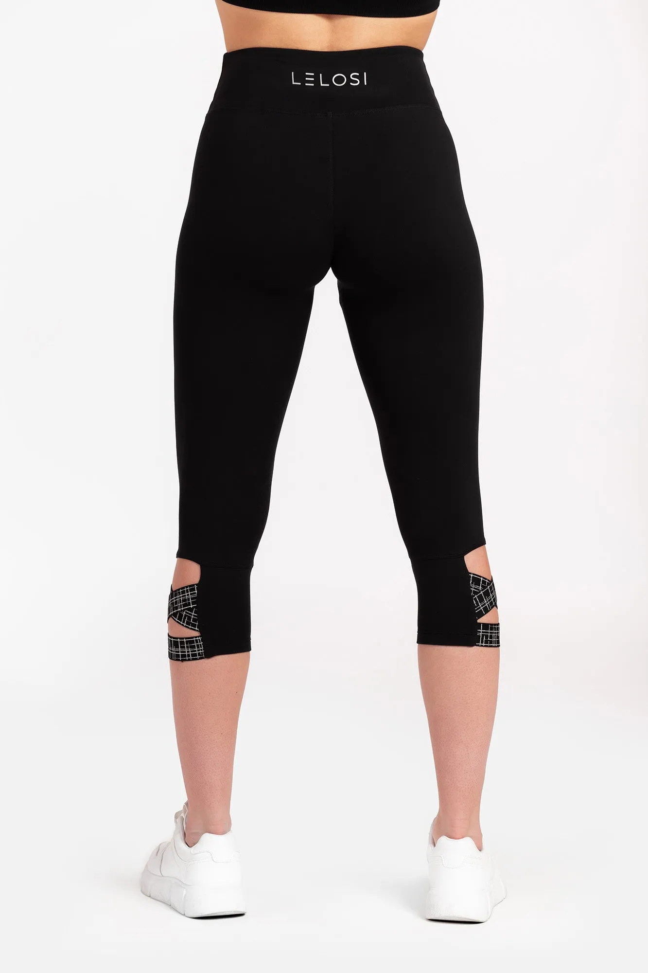 Capri Pirouette