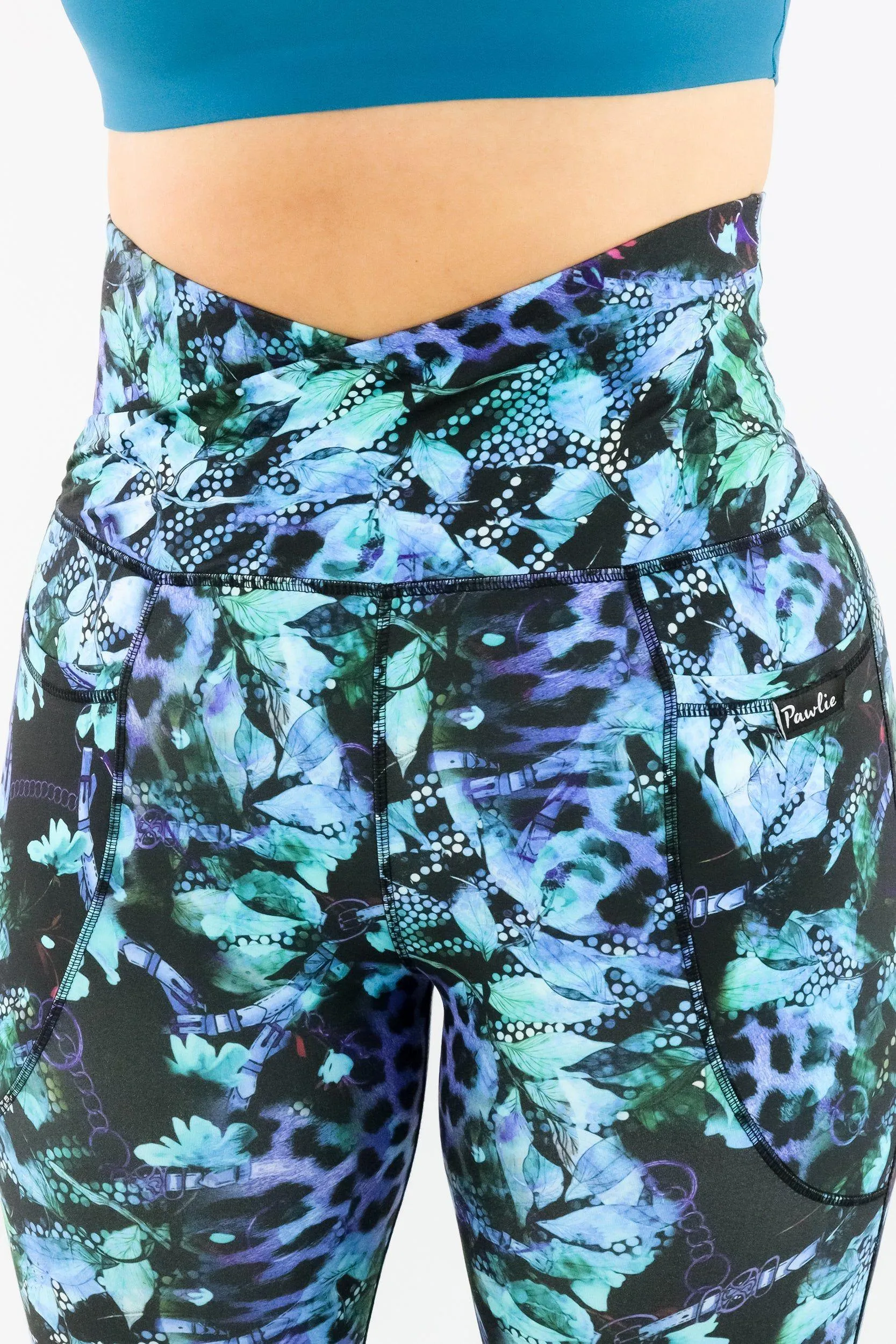 Chimerical - Long Flarey Leggings - Leg Pockets