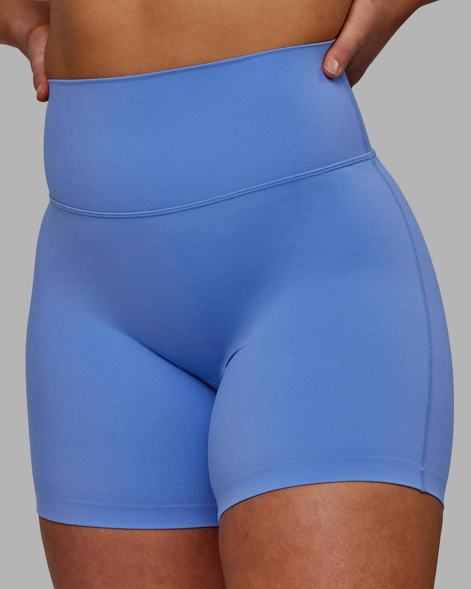 Elixir Mid Short Tight - Ultramarine