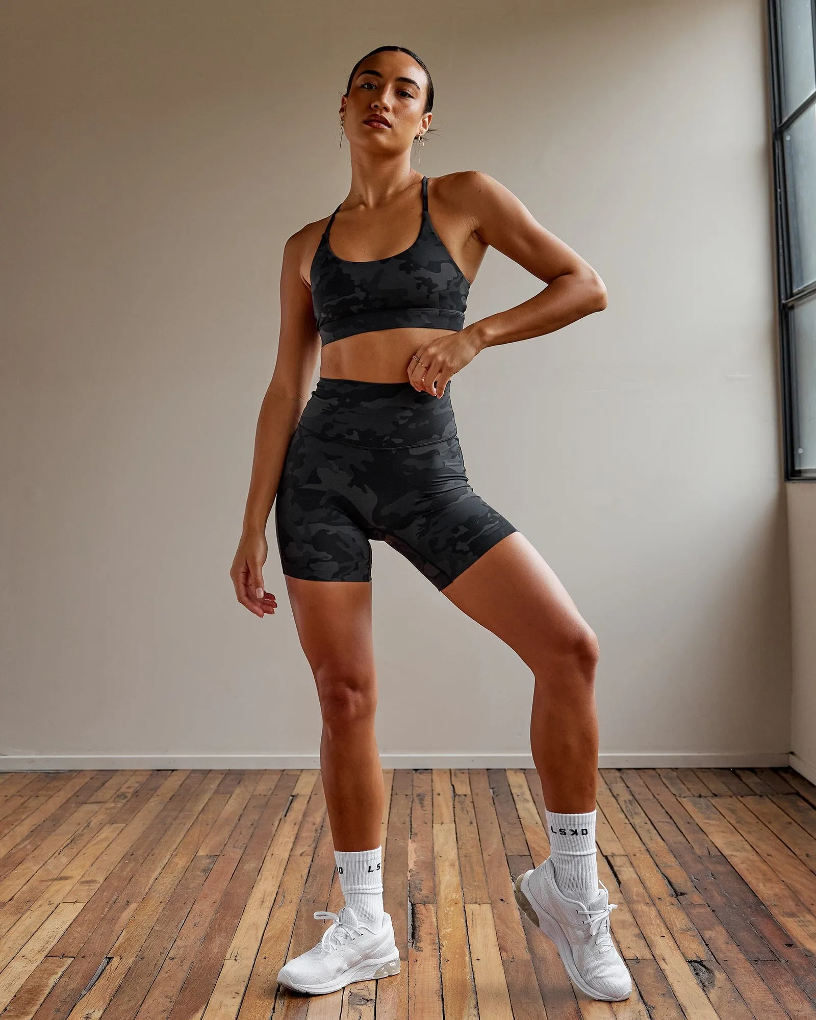 Elixir Mid Short Tights - Black Camo