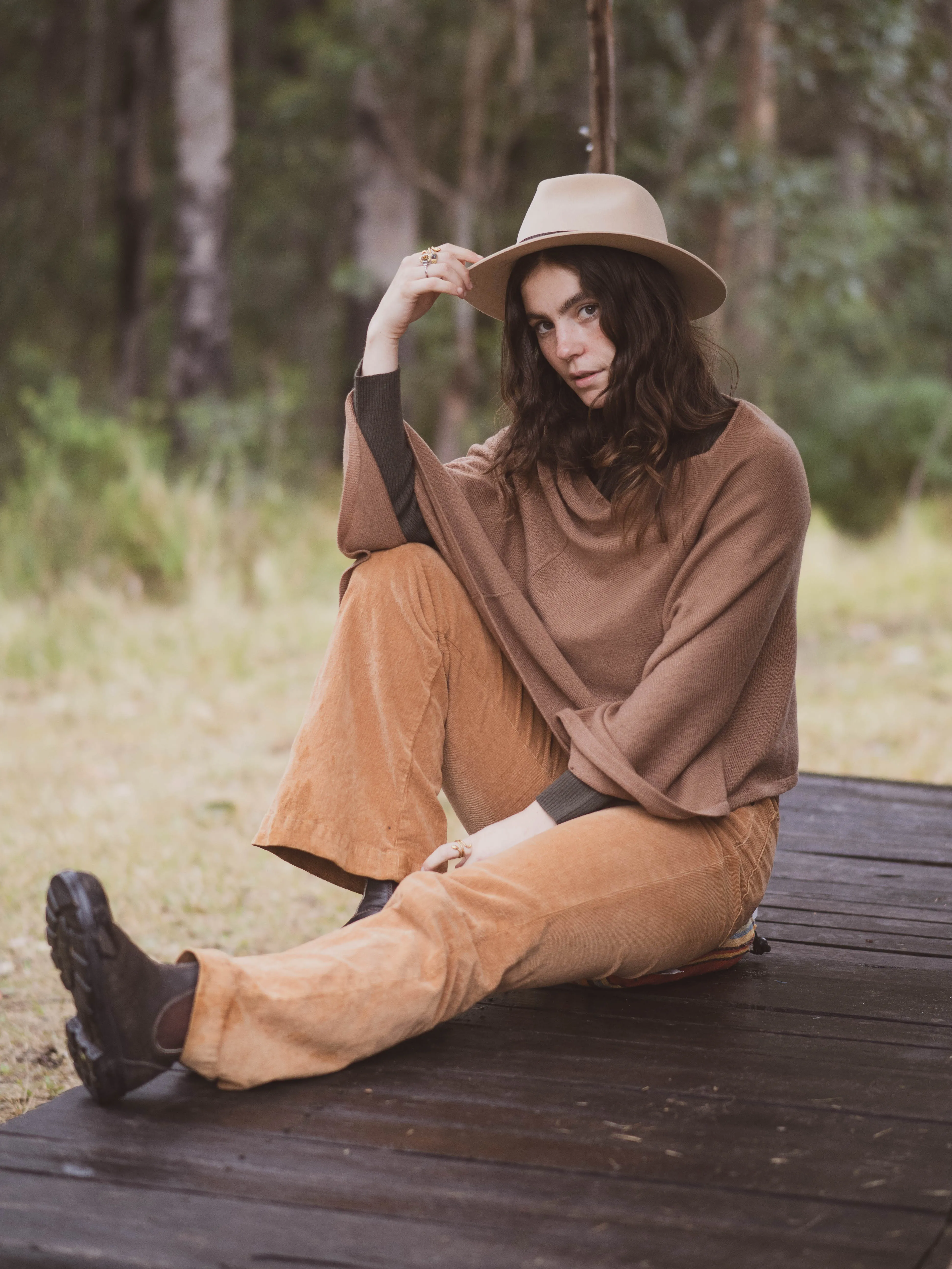 ethik poncho || merino wool || cashmere