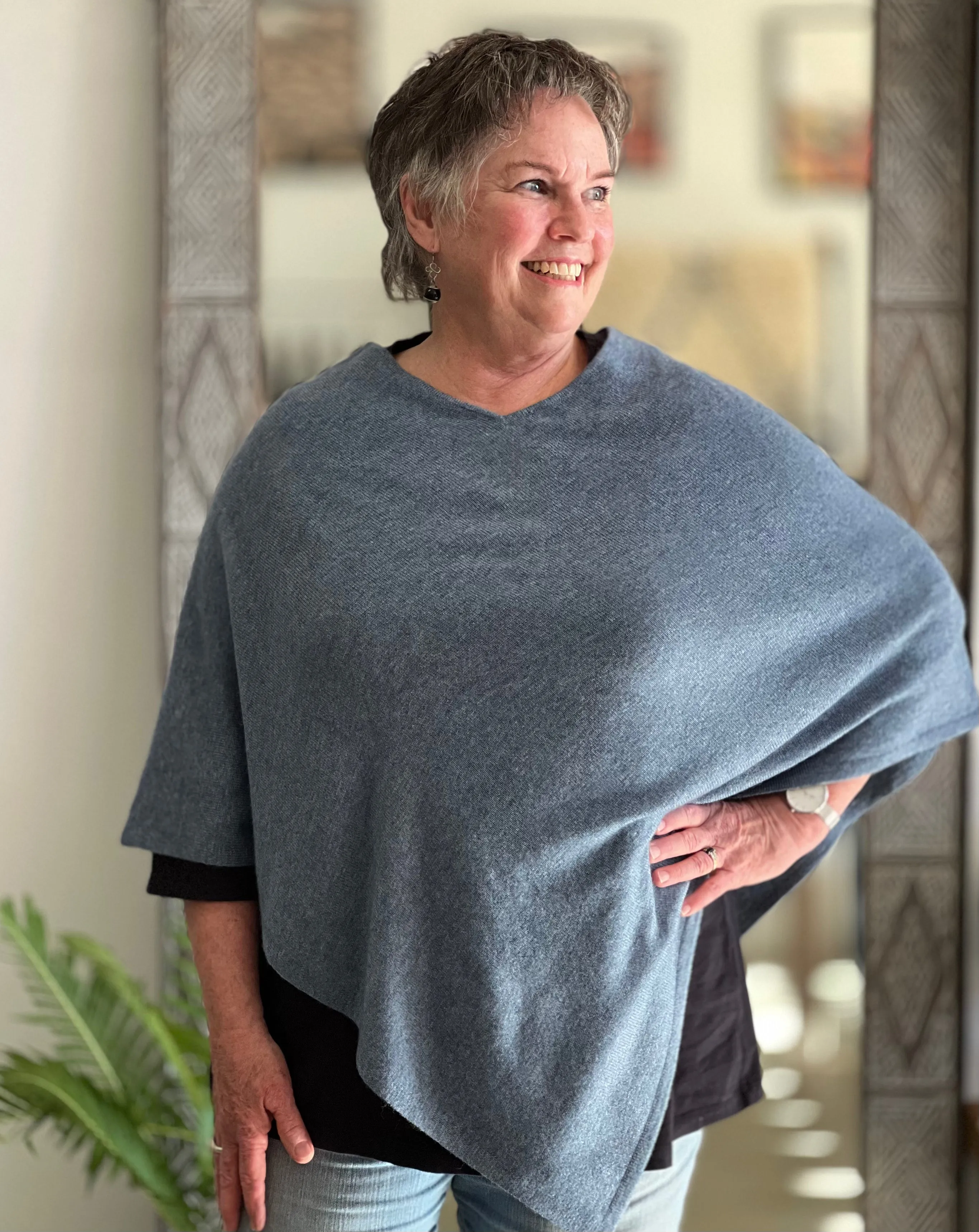 ethik poncho || merino wool || cashmere