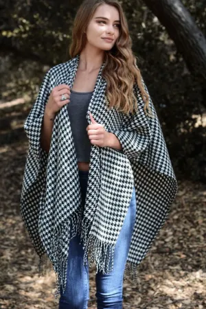 Houndstooth Plaid Ruana