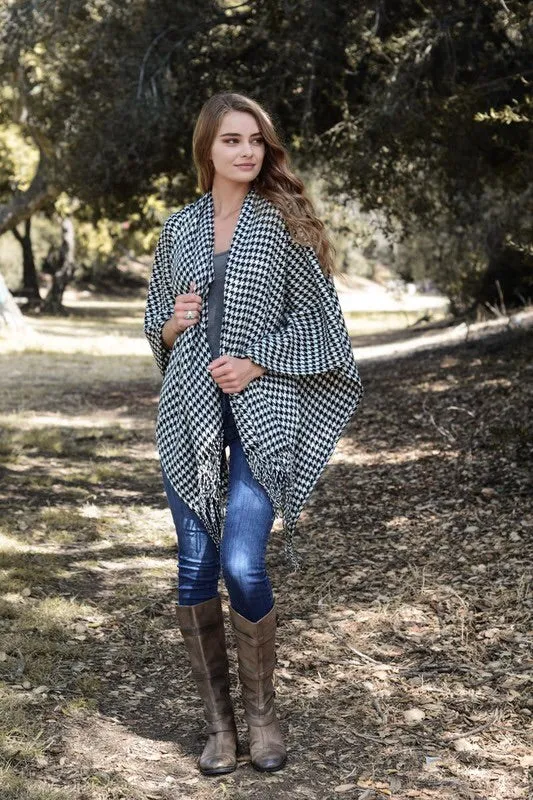 Houndstooth Plaid Ruana
