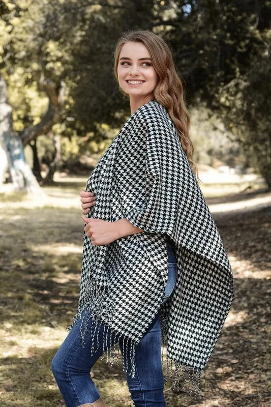 Houndstooth Plaid Ruana