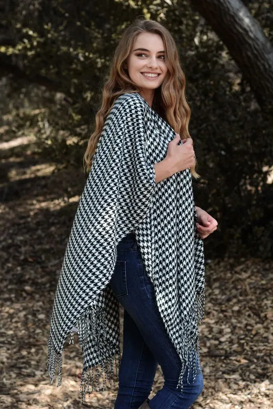 Houndstooth Plaid Ruana