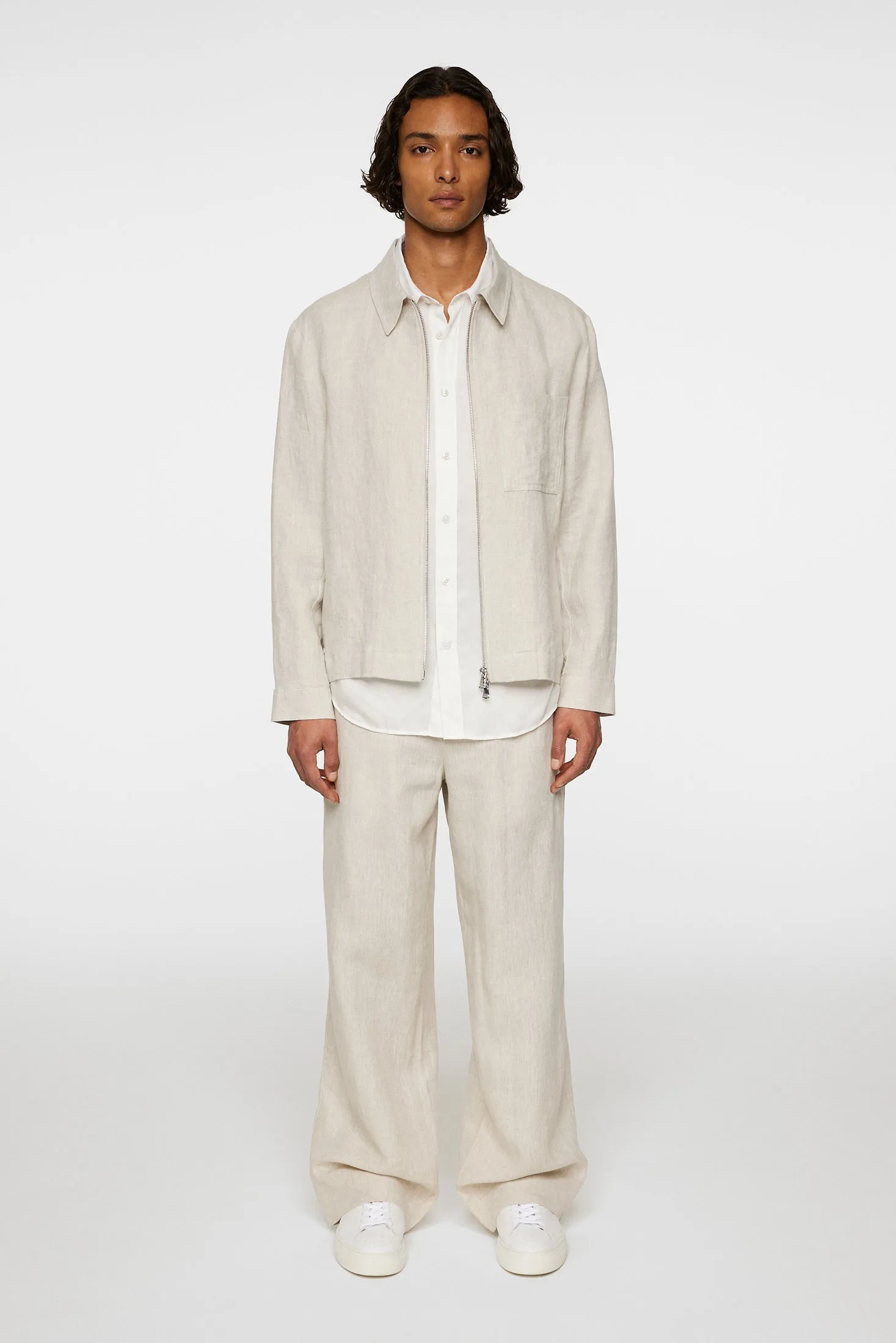 Julius Drape Linen Overshirt / Moonbeam