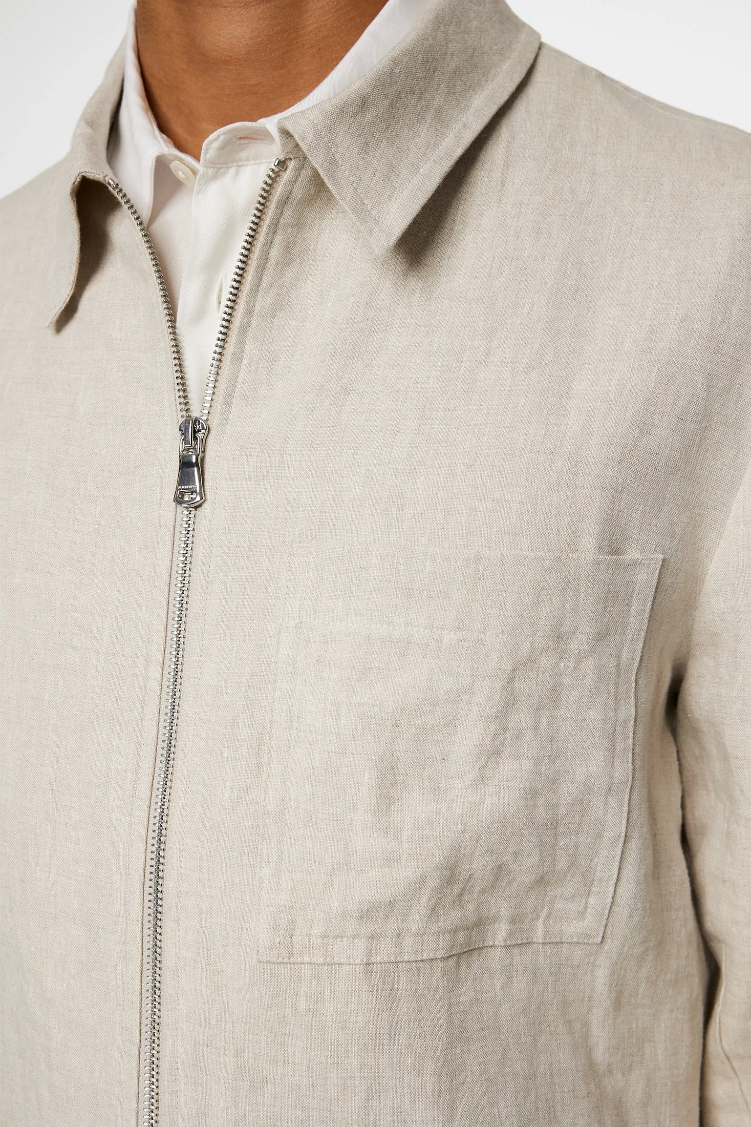 Julius Drape Linen Overshirt / Moonbeam