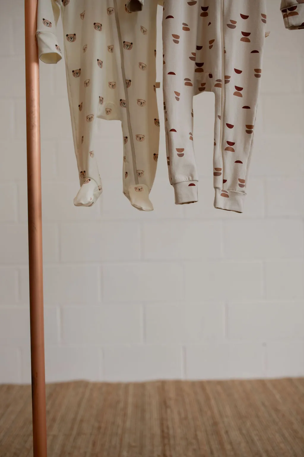 Pre Fall '23: Zipper Sleeper