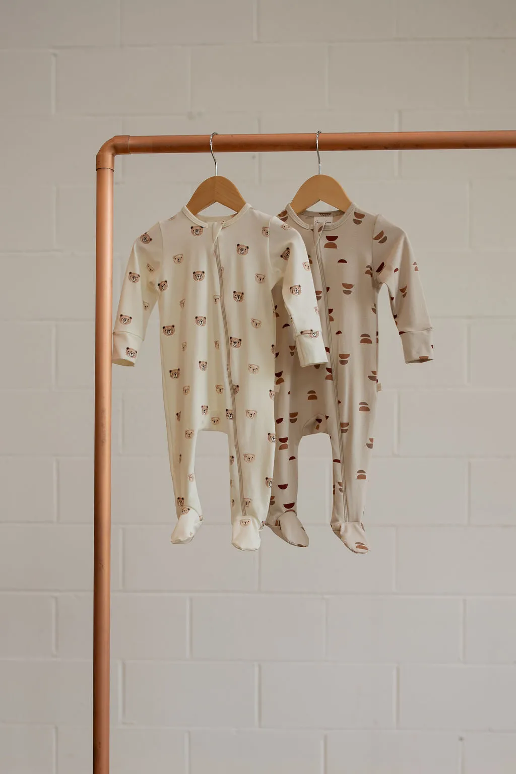 Pre Fall '23: Zipper Sleeper