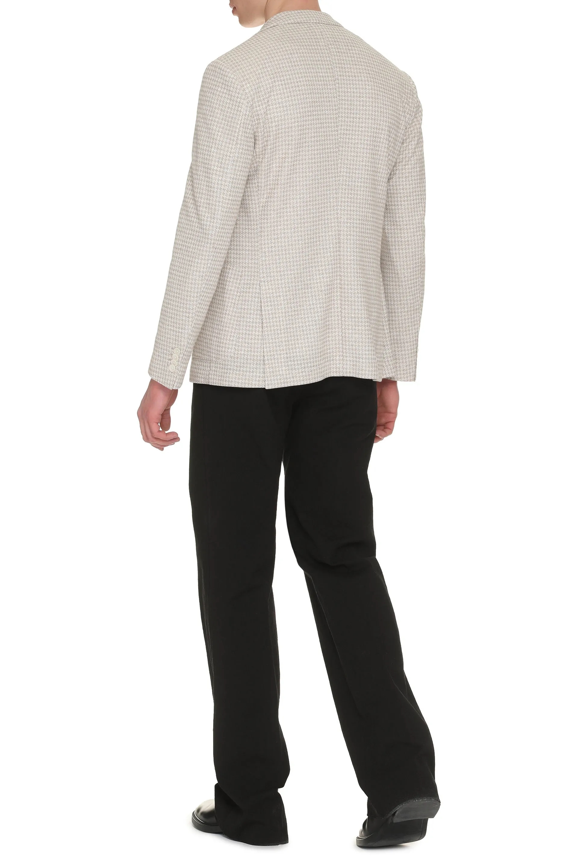 Single-breasted two-button jacket