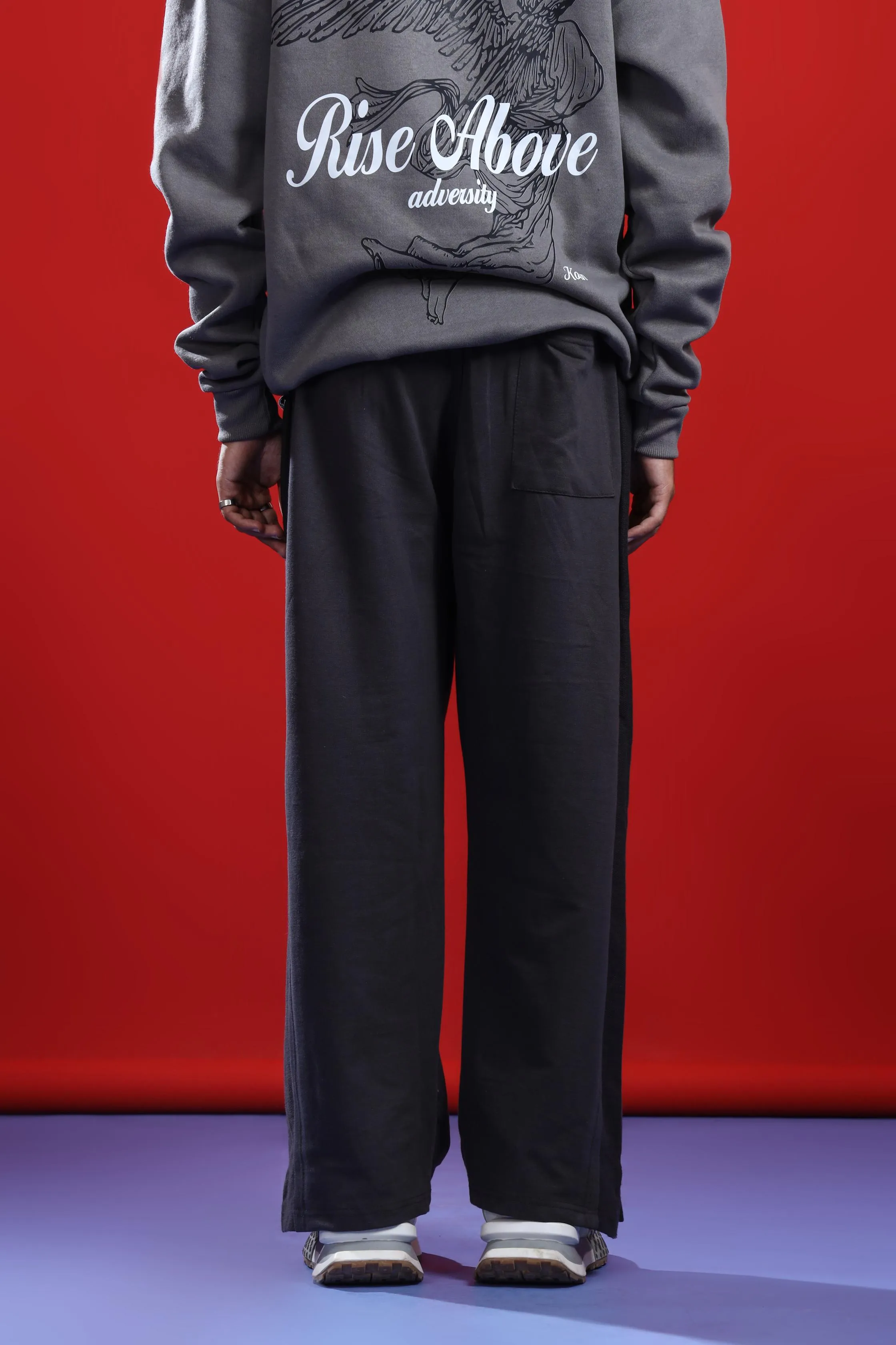 STEEL GRAY SHREDDED SWEATPANT