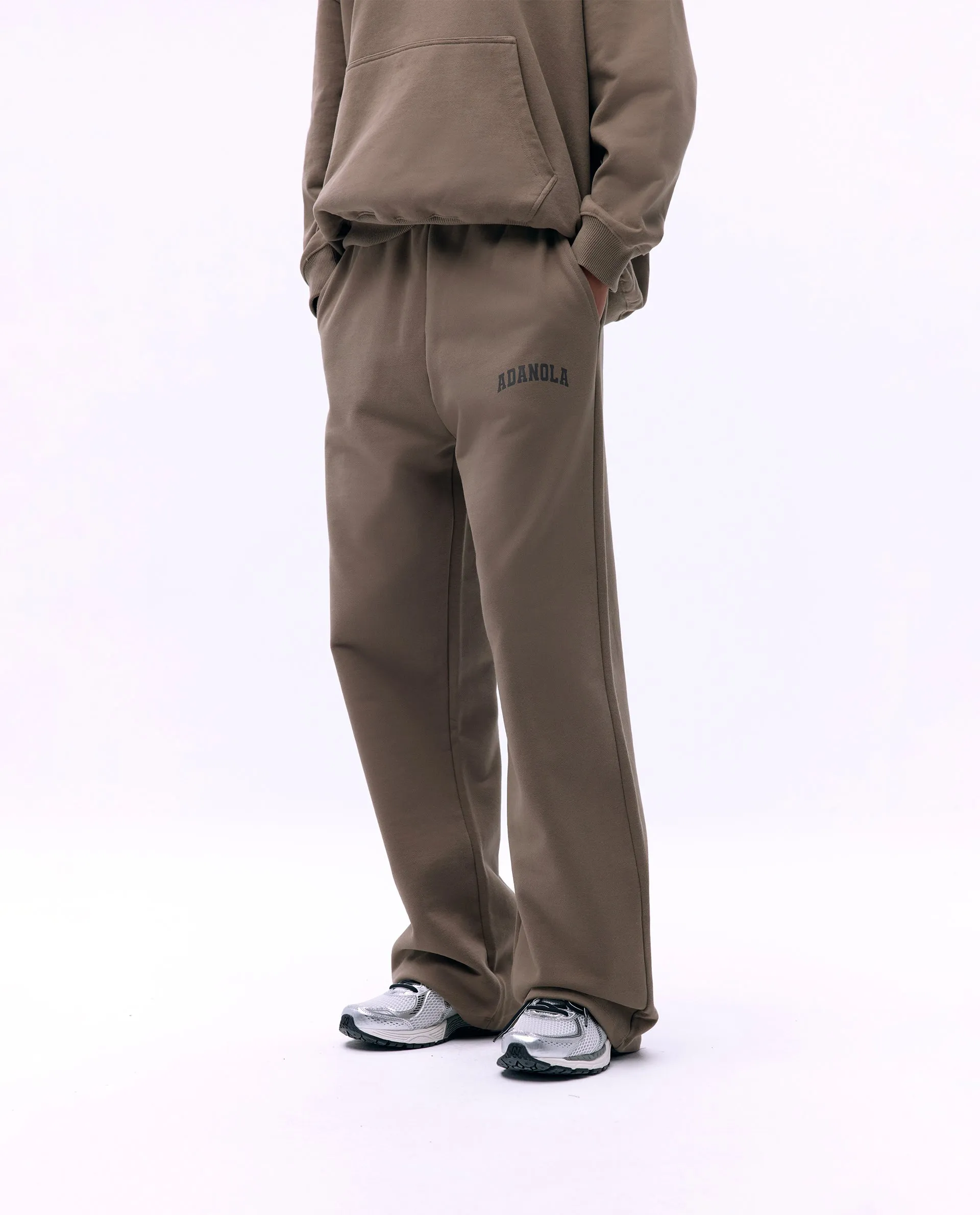 Varsity Straight Leg Sweatpants - Cocoa Brown