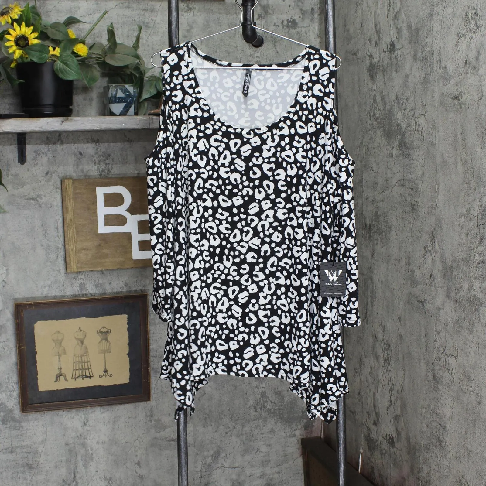 White Mark Womens Plus Size Leopard Cold Shoulder Tunic Top PS1305-LEOPARD