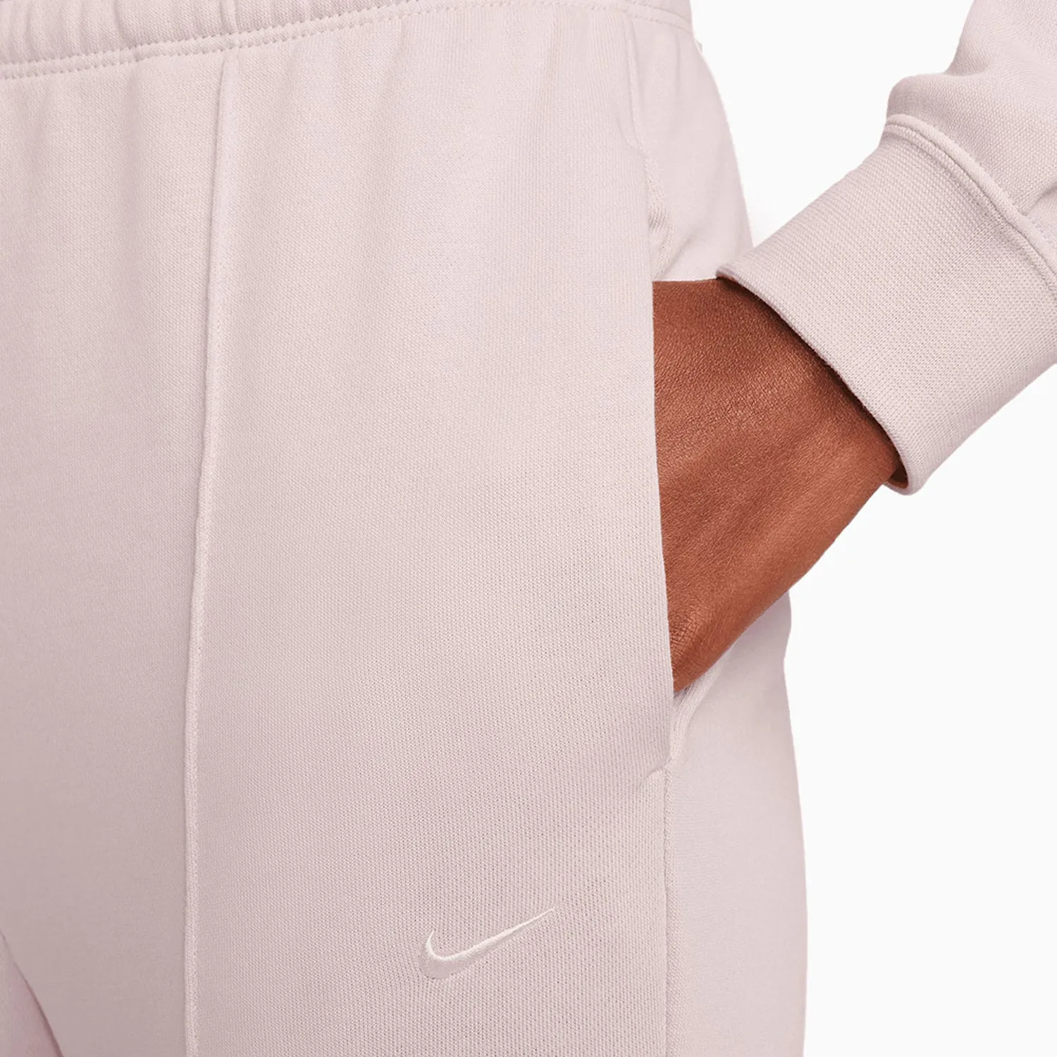 Women's Sportswear Chill Terry Outfit