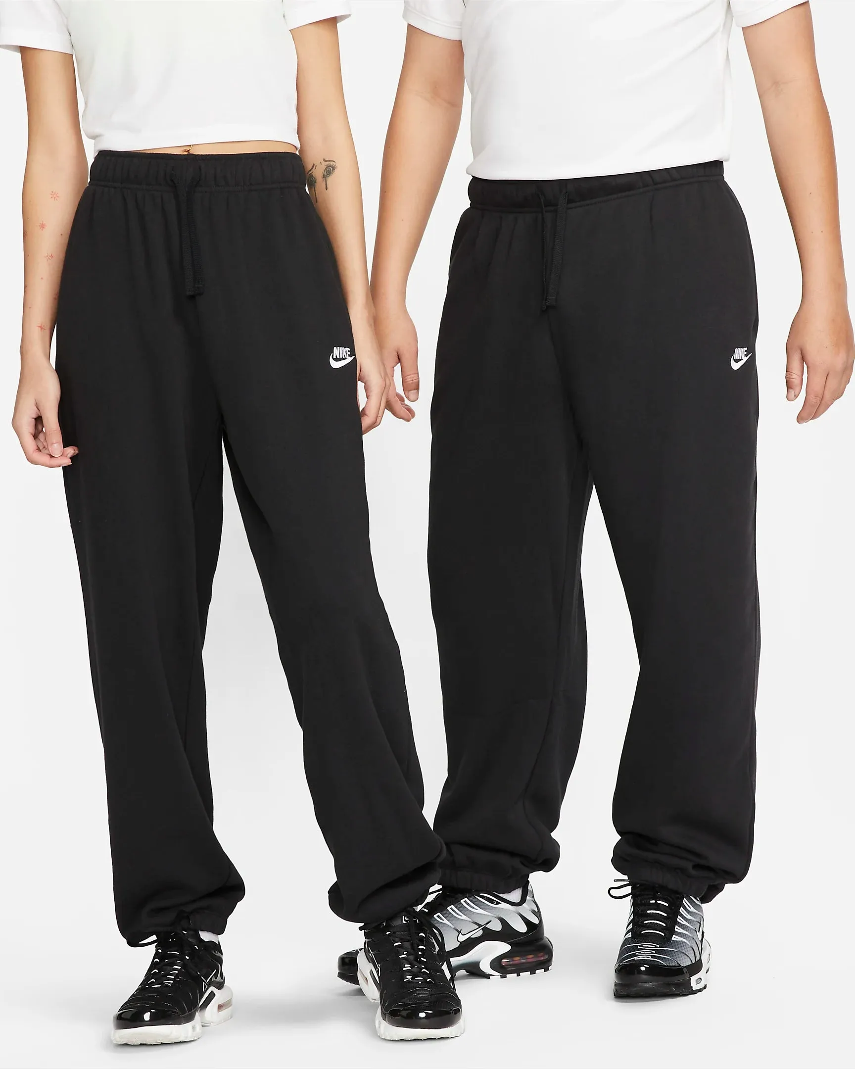 Women's Sportswear Club Fleece Mid-Rise Oversized Sweatpants