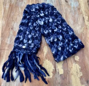 WOOLEN SCARF